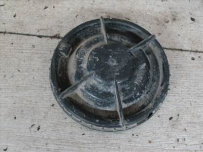 VOLVO V40 Fényszóróbúra porvédő kupak