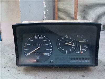 VOLKSWAGEN POLO II. 91-94 Kilóméteróra