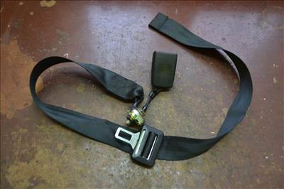 Volkswagen Polo IV 9N hátsó középső biztonsági öv! 6Q0857740, 33026023, 6Q0857487