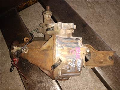 Mazda B2500 2.5D első differenciálmű 