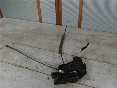 MAZDA 3 06.07-09.04 Jobb első ajtó zárszerkezet központizáras