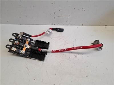 Jaguar XF (X250) akkumulátor biztosíték