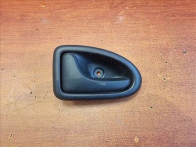 RENAULT TRAFIC III Csomagtérajtó Belső Kilincs