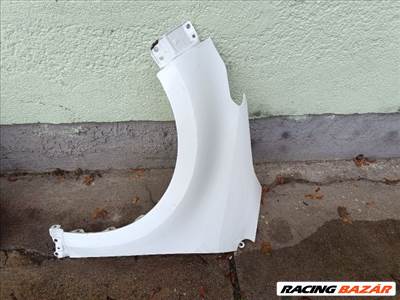 Toyota Yaris (XP210) Bal első Sárvédő