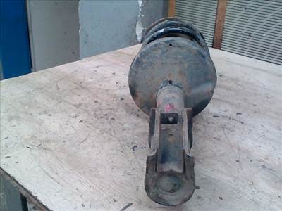 DACIA LOGAN 04.11-08.06 Jobb első lengéscsillapító rugóval