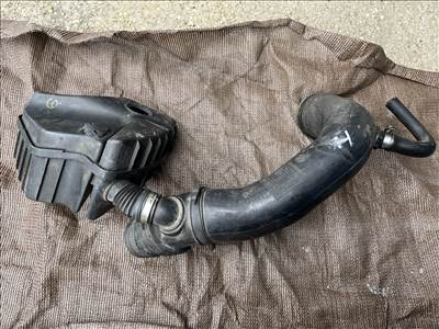 Alfa Romeo 159 2.4 JTDM 20V Q4 légszűrőház  51779360