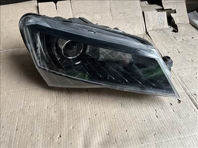 Skoda Superb III Jobb első BI-XENON lámpa 3v1941016b