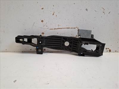 Mazda 2 (DE) bal első kilincsfészek