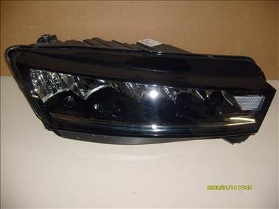 SKODA OCTAVIA IV JOBB LED FÉNYSZÓRÓ ELADÓ! 5e4941016