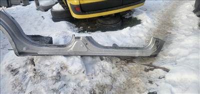 Nissan X-Trail (T30) Jobb Küszöb 