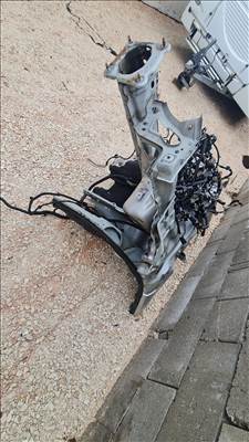 Ford Transit Connect Mk2 Jobb első nyulvàny 