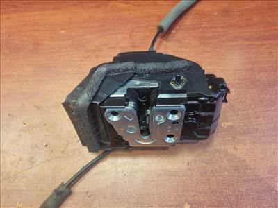 NISSAN QASHQAI (J11) Bal hátsó Ajtózár