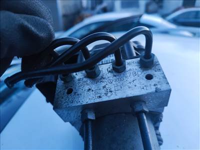 Audi A6 C6 ABS kocka 