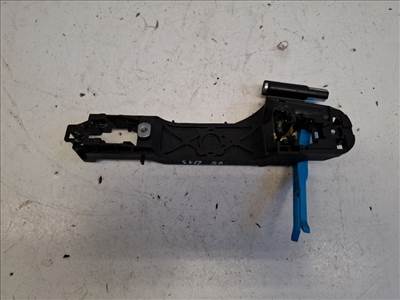 Toyota Yaris (XP130) bal hátsó kilincsfészek 692040D090