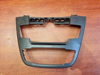 Opel Insignia A középkonzol keret 13277908