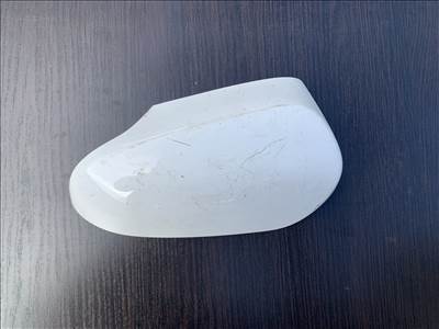 Toyota Auris (E180) tükörburkolat