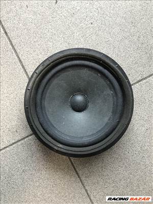 Suzuki Swift V jobb hátsó hangszóró