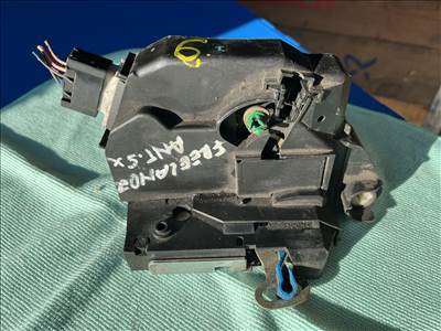 Land Rover Freelander 1 ajtózár  200596777426