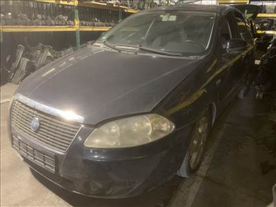 Fiat Croma II bontott alkatrészei