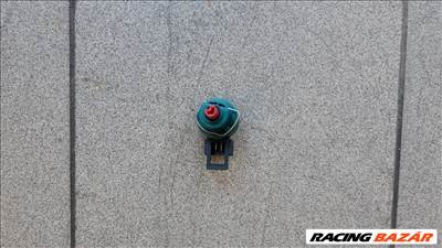 Piaggio Skipper 125-150 4t gyújtás kapcsoló betét 