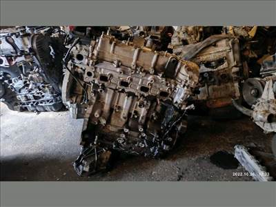 Lexus IS II (2AD) motor, fűzött blokk hengerfejjel