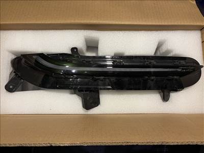 BYD Sealion 7 nappali menetfény jobb Ukea-4142200