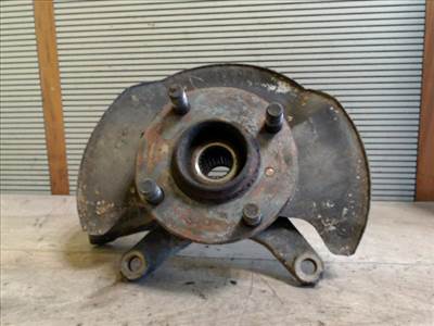 SUZUKI WagonR+ Bal első csonkállvány