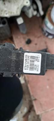 Volkswagen Golf IV bal hátsó ablakemelő motor  f005s00049