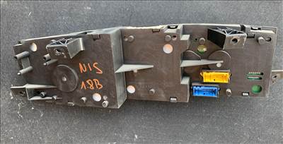 Nissan Primera III óracsoport 