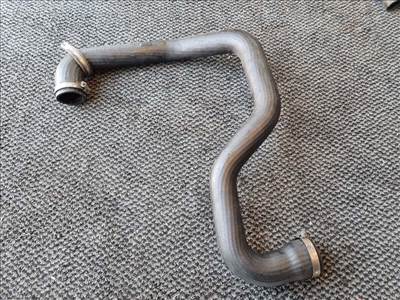 Opel Vivaro A bal alsó intercooler cső 93851706