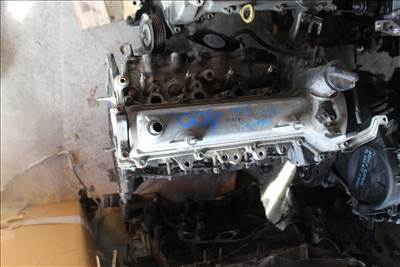 Toyota Yaris III. 1.4D 1ND  fűzött blokk hengerfejjel 