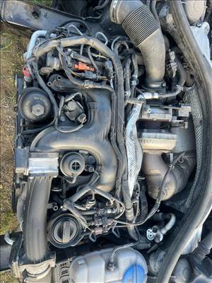 Audi A6 (C7 - 4G) bontott alkatrészei