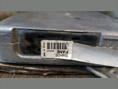 Ford Focus Mk1 Motorvezérlő *127829* 98ab12a532af