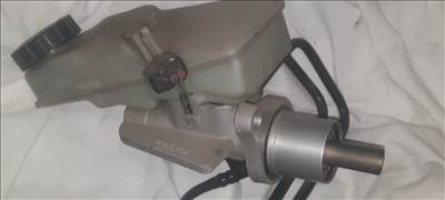 Volvo V50 1.6D főfékhenger fékfolyadék tartállyal 