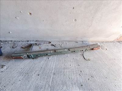 Volkswagen Golf I Első lökhárító merevítő / index tartó Golf 1