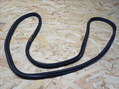 BMW 1 E87 (2005-2011) Csomagtérajtó Kéder Gumi