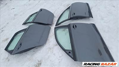 Audi A6 (4G) Bal első ajtó LZ7S