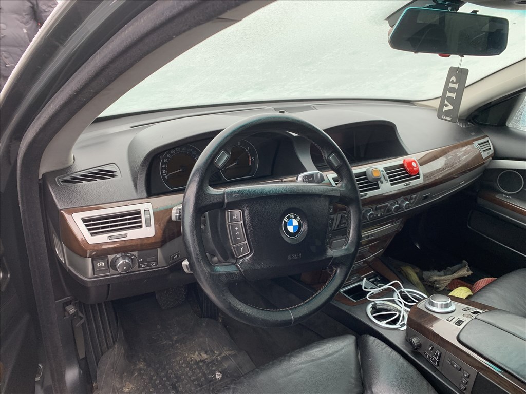 BMW 730 (E65/E66) bontott alkatrészei 6. kép