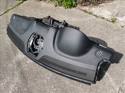 R0302 A1666802787 A1668602402 Mercedes Ml Gle Műszerfal párna légzsákkal