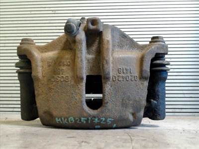 SUZUKI WagonR+ Jobb első féknyereg munkahengerrel