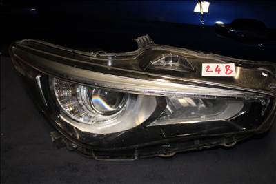 Infiniti Q50 J. Első Sérült Led lámpa.