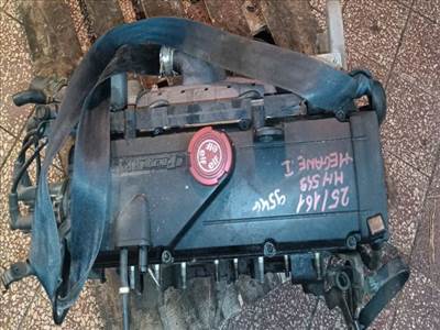 Renault Mégane I Olajbeöntő Sapka *152314*