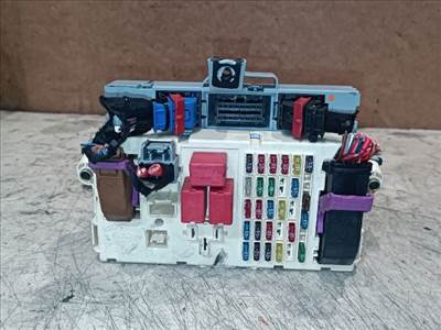 Fiat Stilo Biztosítéktábla Motortér *151202*