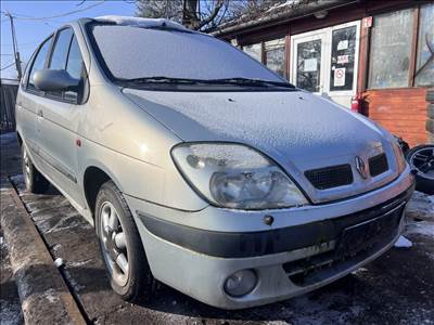 Renault Scénic I 1.6i bontott alkatrészei