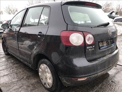 Volkswagen Golf Plus 1.6i bontott alkatrészei