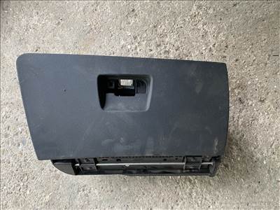 BMW 1-es sorozat E81, E82, E87, E88 kesztyűtartó