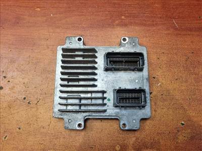 OPEL INSIGNIA Motorvezérlő