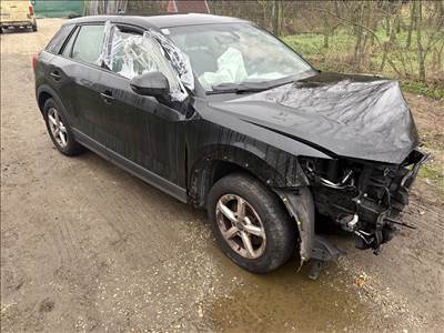 Audi Q2 bontott alkatrészei