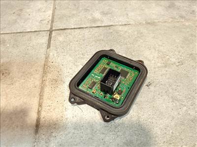 BMW X5, X6, Z4 3-as kanyarkövető fényszóró vezérlőegység SMC II E92 E93 E70 E71 63117182396 532294603