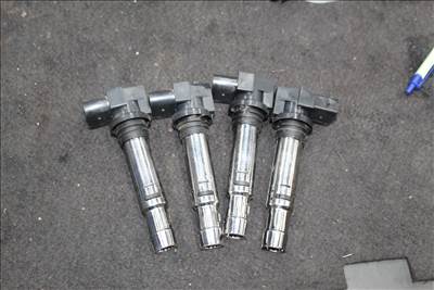 Volkswagen Polo V 1.6 16V Gyújtótrafó 036905715G